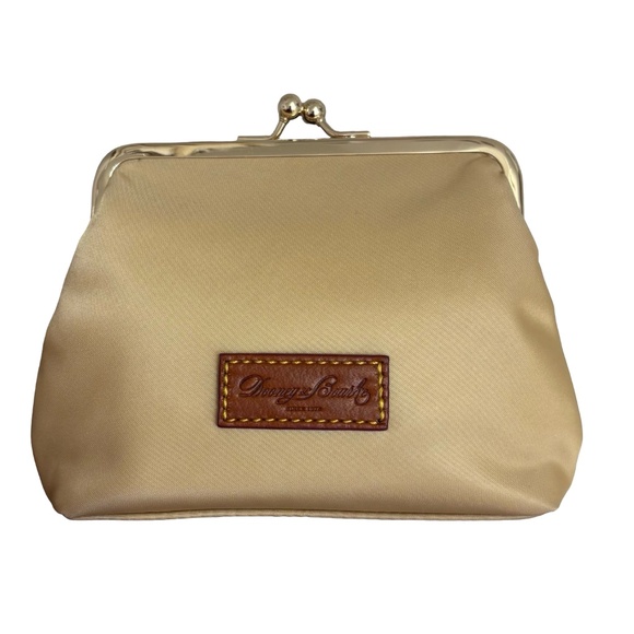 Dooney & bourke cream nylon and brown leather kisslock coin pouch clutch bag
